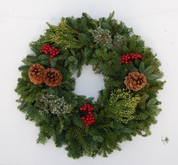 WREATH WITH BERRIES